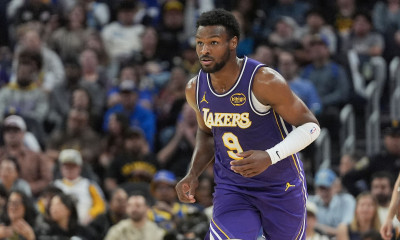 Ενδιαφέρον από άλλες ομάδες του NBA για την περίπτωση του Μπρόνι Τζέιμς