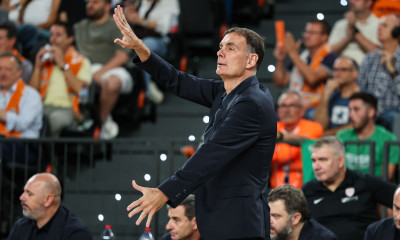 Μπαρτζώκας: «Πρέπει να είμαστε συμπαγείς με τη Μπαρτσελόνα» - Τι απάντησε για τον Ντόρσεϊ