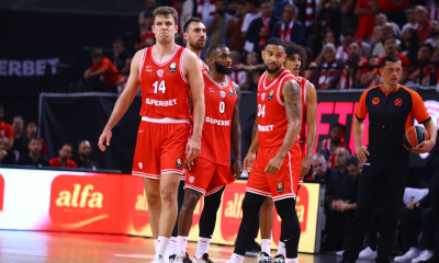 Ολυμπιακός - Φενέρ 61-64: «Black-out» στο φινάλε και δεύτερη ήττα για τους «λαβωμένους» Πειραιώτες