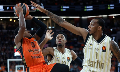 Βαλένθια - Φενέρμπαχτσε 86-78: Οι «πορτοκαλί» πήραν το θρίλερ στο φινάλε με «clutch» Μπρουκς