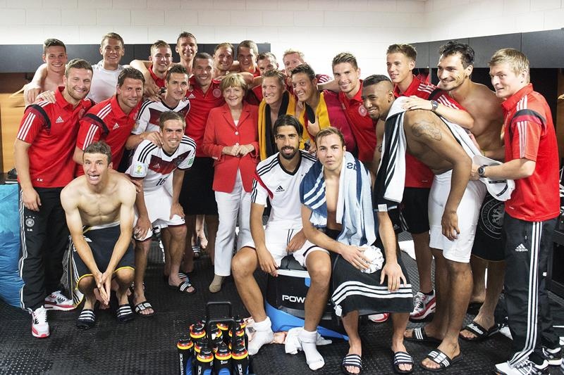 140617-merkel-germany-lockerroom-540a f02e0514f79c5e1435f0d87ff0ca944b