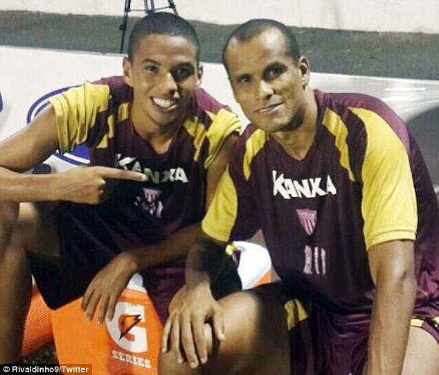 1413148425382 wps 68 Rivaldo Jr rivaldinho9