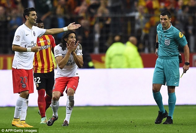1413577146433 wps 22 Paris Saint Germain s Uru