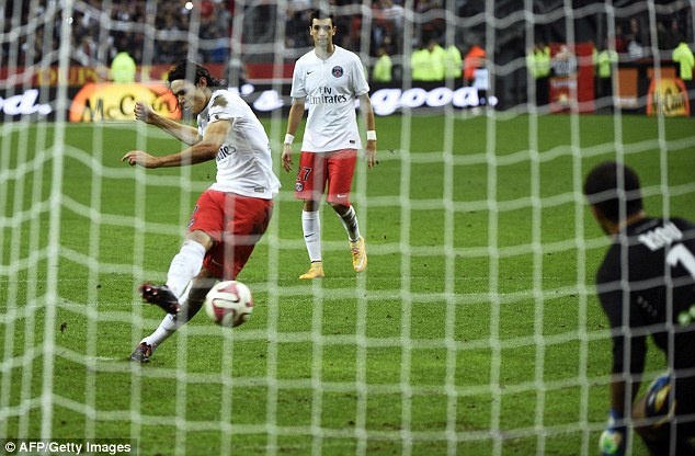 1413581246638 wps 43 Paris Saint Germain s Uru