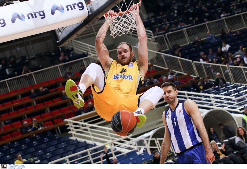 kaklamanakis