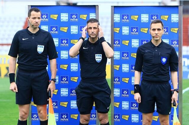 ref