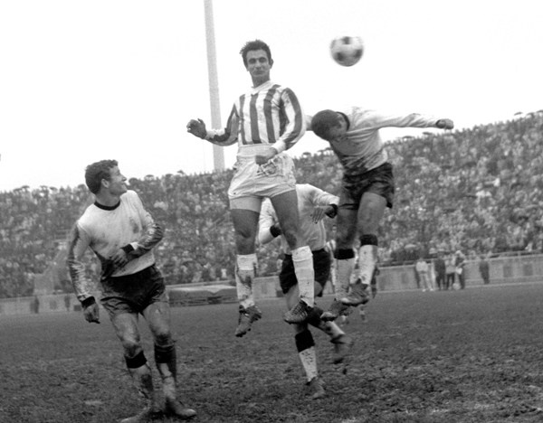 PAOKOlympiakosMesaIstoriaAsos