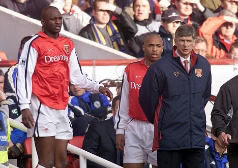 article-1195053-003A190F00000258-544 468x331