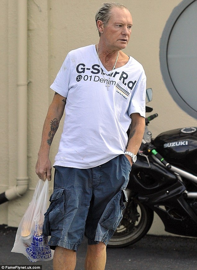 article-2731250-20B44EC000000578-330 634x869