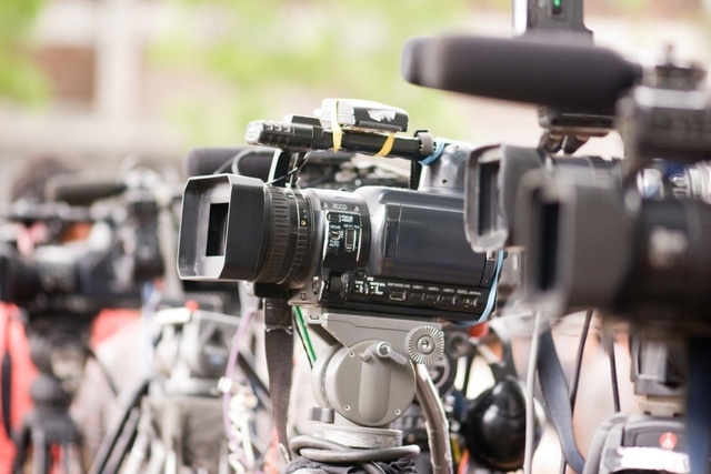 dhmosiografia spoydes 2