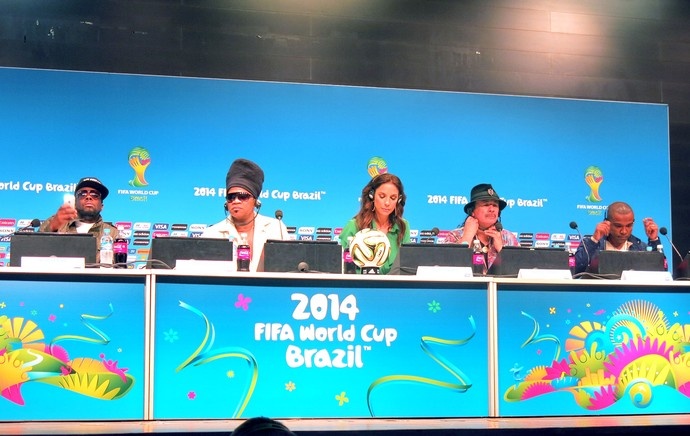 shakira-ivete-coletiva-fifa-cintiabarlem-4