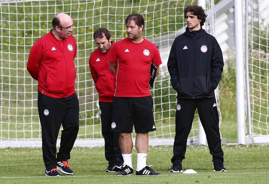 theos martins modesto