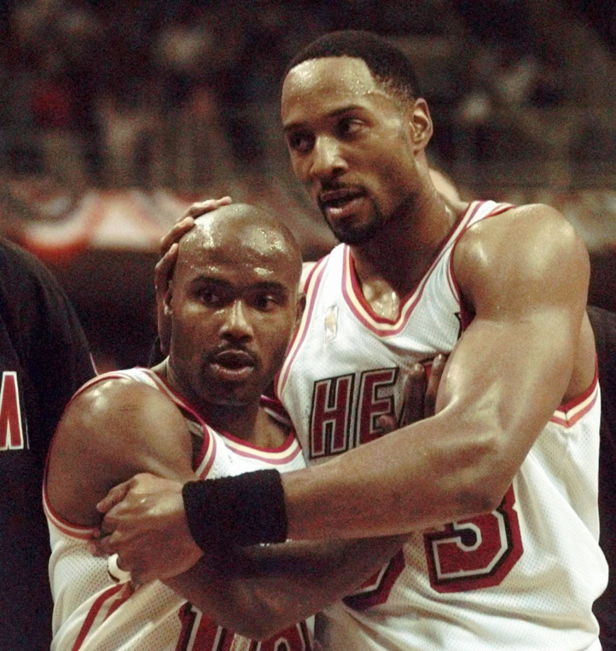 KNICKS HEAT