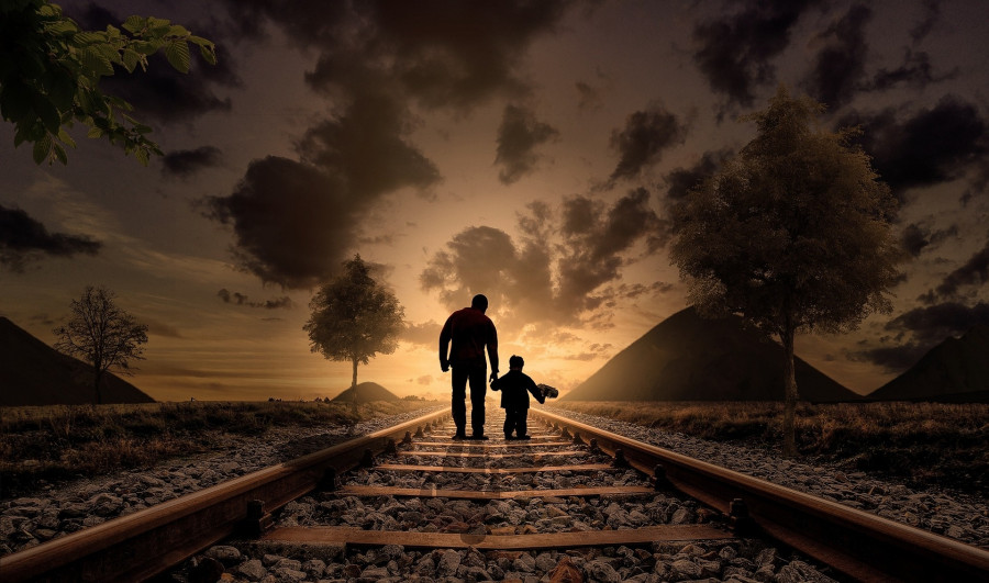 4144132-father-and-son-22586811920.jpg
