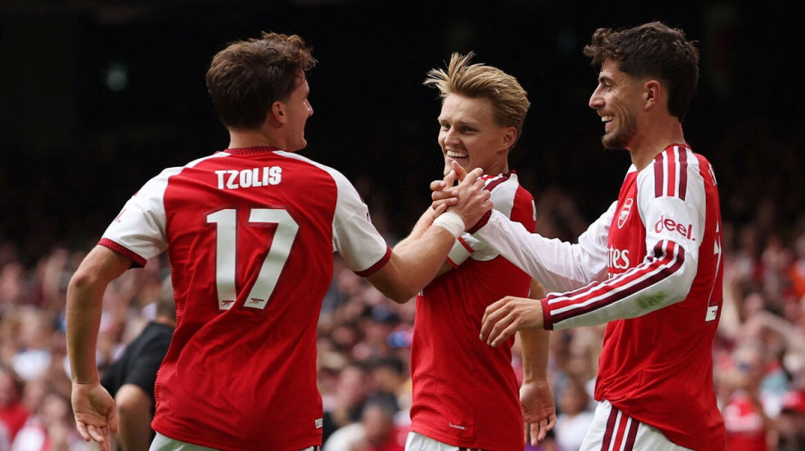 arsenaltzolis3-xrm.jpg
