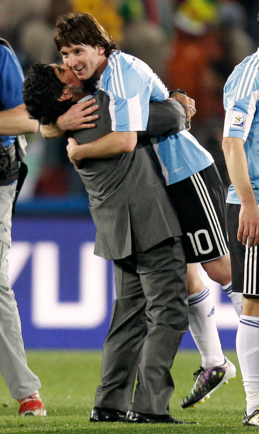 Messi Retires Argentina