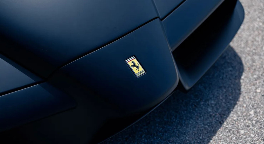 ferrari-enzo2.jpg
