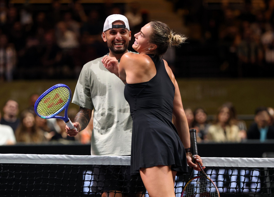 APTOPIX Emirates Battle of the Sexes Tennis