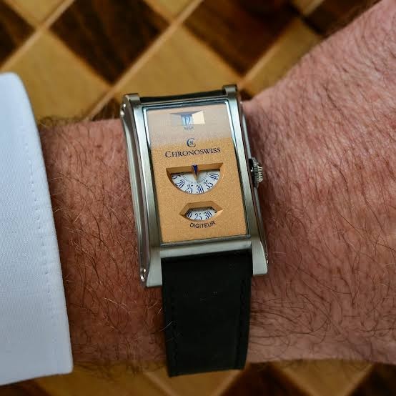 chronoswiss-neo-digiteur.jpg