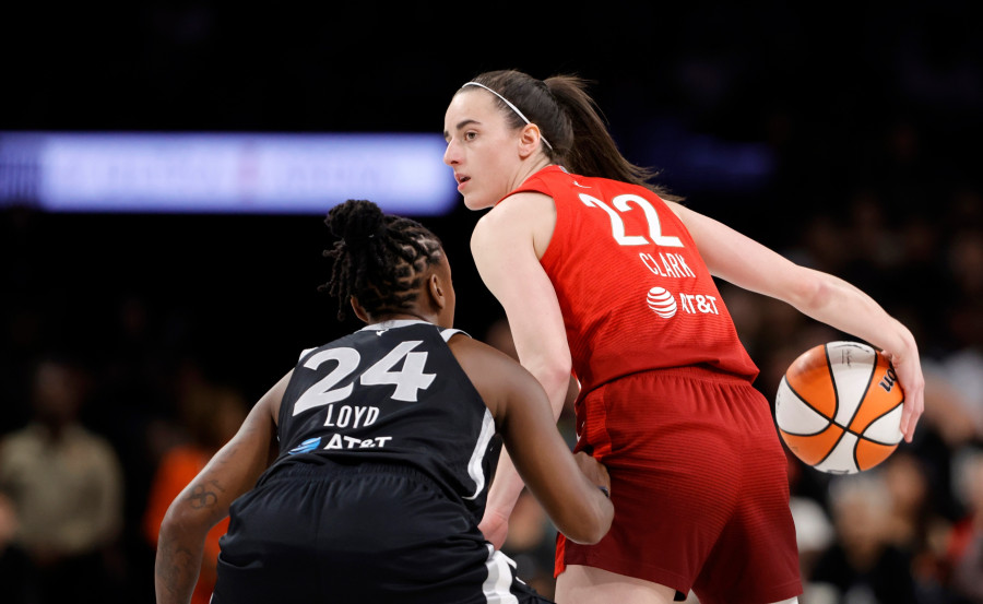 Caitlin Clark,Jewell Loyd