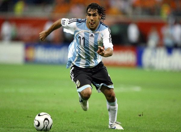 Θέλει Τσάμπιονς Λιγκ ο Τέβεζ