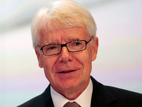 Λαϊκά δικαστήρια στη Στουτγκάρδη