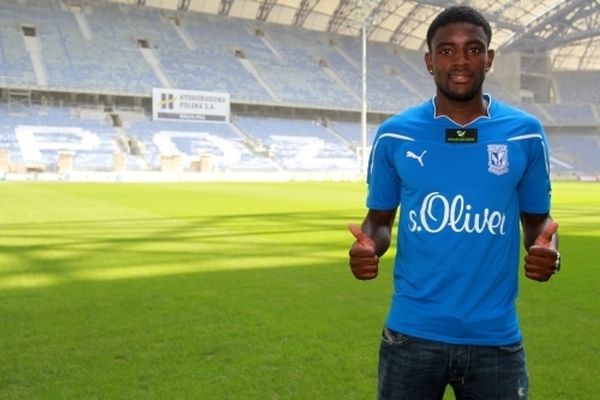 Πήρε Τσιμπάμπα η ΑΕΛ