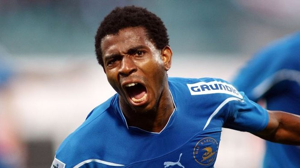 Γαλλικές «σειρήνες» για Ονουάτσι