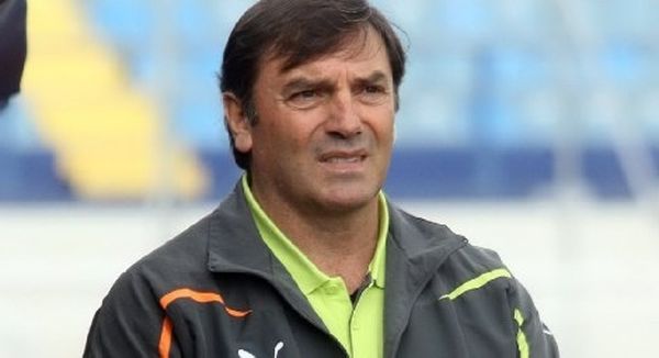 Νταλακούρας: Παραδίδω την ομάδα σε έναν καταξιωμένο προπονητή