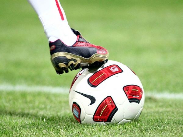 Οικονόμος Τσαριτσάνης - Λαμία 4-1