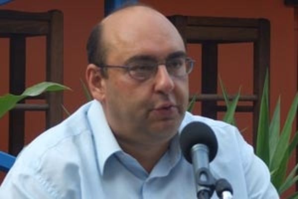 «Σε άδεια ο Κασάπης»