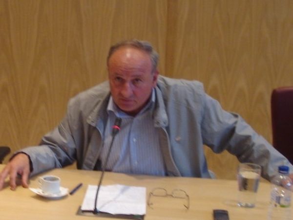 «Δεν υπολογίζω την Καλλονή»