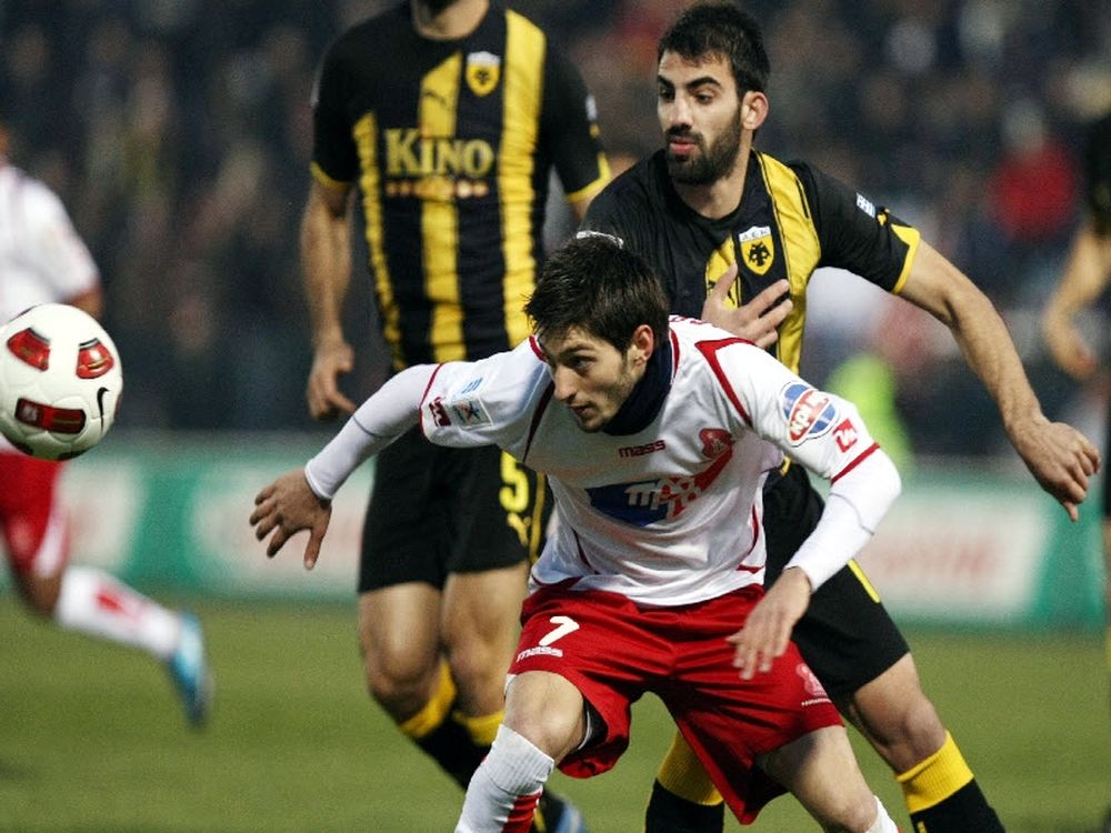 «Με τιμά το ενδιαφέρον»