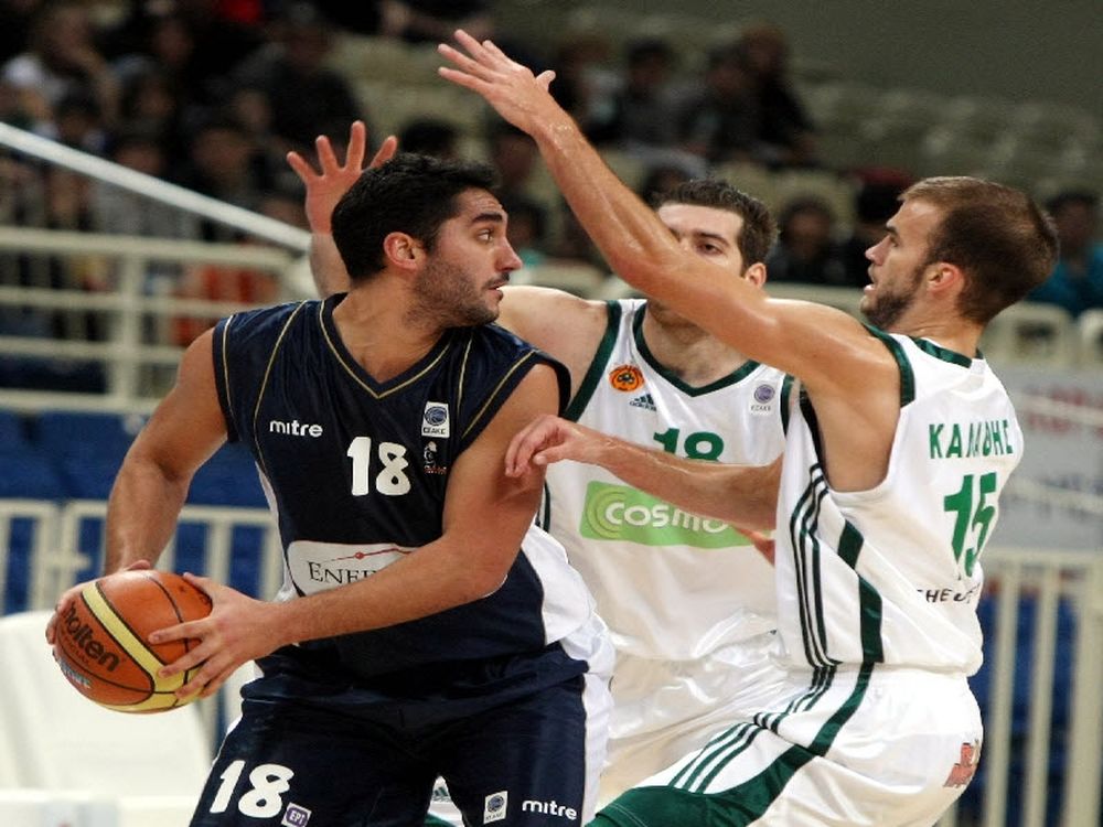 Τα εύσημα στον Αγγελόπουλο