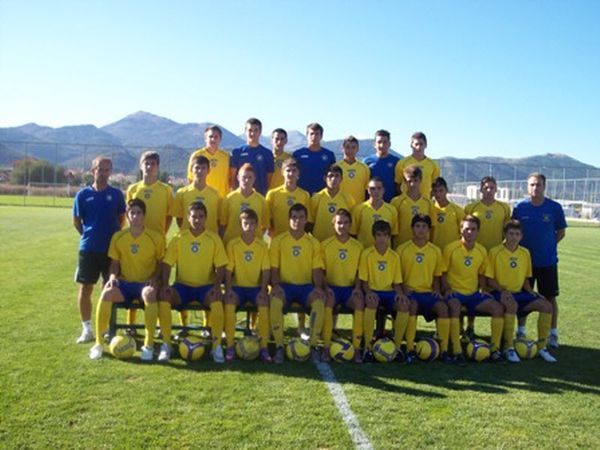 Χοφενχάιμ για Ντινιωτάκη