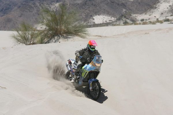 Τα φαβορί κυριαρχούν στο ράλι Dakar