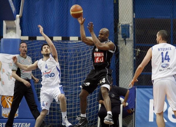 Αναμονή για Μονρό