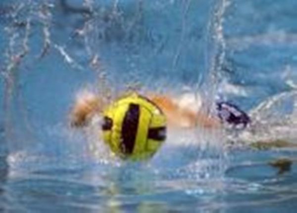 Εύκολη πρόκριση 