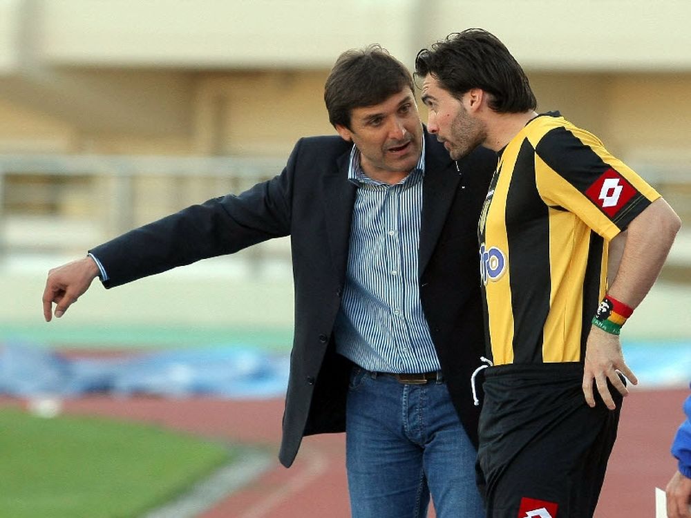 Καραγεωργίου εφ’ όλης της ύλης