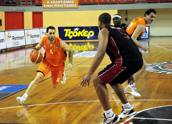 Και ο Ηλυσιακός για Τζακόπουλο