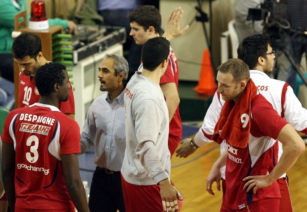 Βοήθεια στον Ντίμα