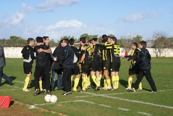 Πήρε Σκαφτούρο και Μανωλιάδη