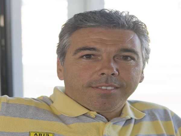 Μπουγιουκλής: «Ο Αρης χρειάζεται σέντερ φορ»