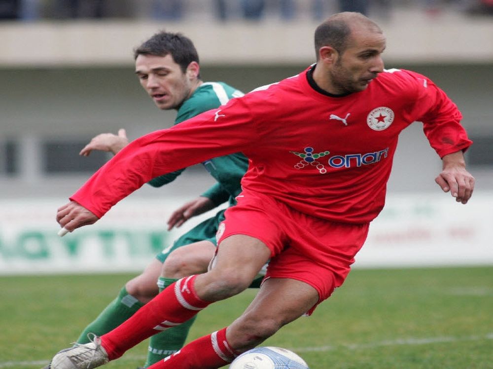 Εκτός ο  Αρχοντούλης 