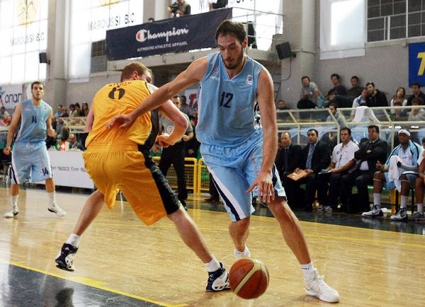 Με Χαρίση στο Περιστέρι