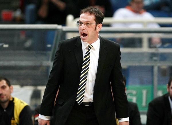 Ντρούκερ: «Να παίξουμε με πάθος»