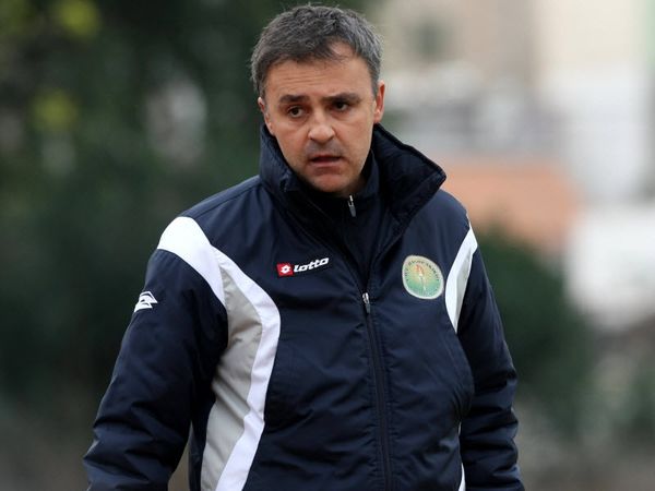 Χωρίς Λιαπάκη, Νικουάζ