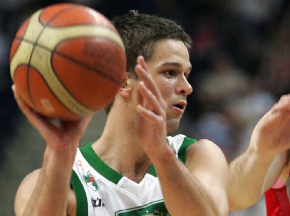 Σε θέση μάχης ο Καλνιέτις