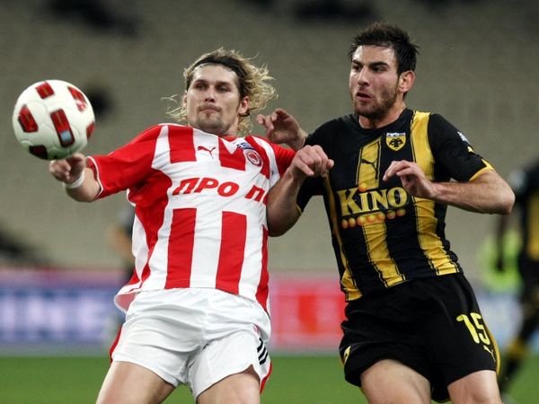 Τα… καρύδια του Καράμπελα