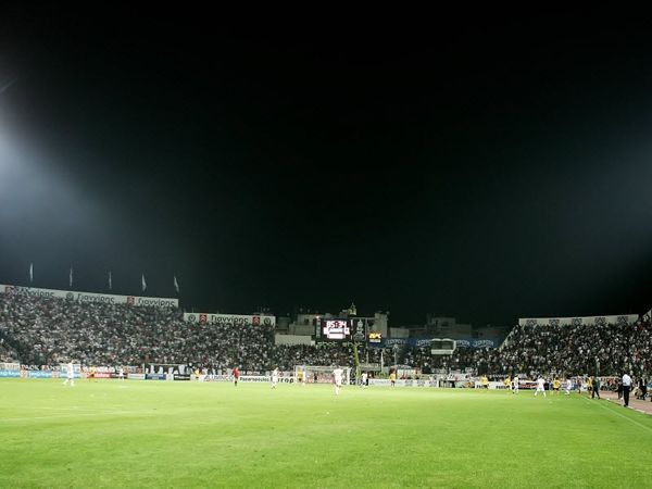 Θύρα 4: «Όλοι Τούμπα»